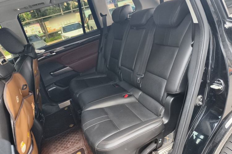 Used GAC Trumpchi GS8 2019 390T Two-Wheel Drive Luxury Smart Connectivity Version (7 Seats) Left Rear Seat