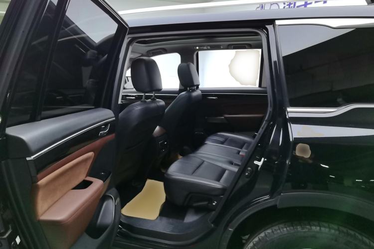 Used GAC Trumpchi GS8 2019 390T Two-Wheel Drive Luxury Smart Connectivity Version (7 Seats) Left Rear Seat