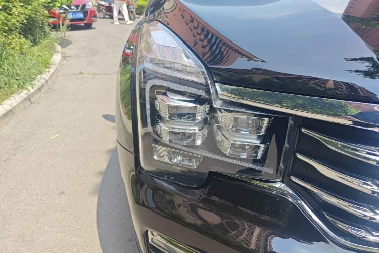 Used GAC Trumpchi GS8 2019 390T Two-Wheel Drive Luxury Smart Connectivity Version (7 Seats) Right Front Headlight