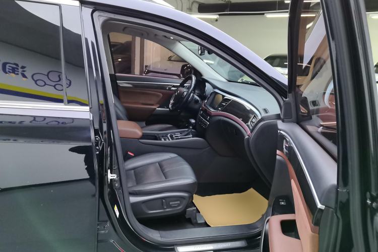 Used GAC Trumpchi GS8 2019 390T Two-Wheel Drive Luxury Smart Connectivity Version (7 Seats) Right Front Seat