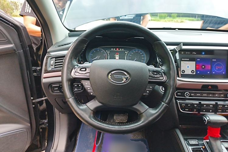 Used GAC Trumpchi GS8 2019 390T Two-Wheel Drive Luxury Smart Connectivity Version (7 Seats) Steering Wheel