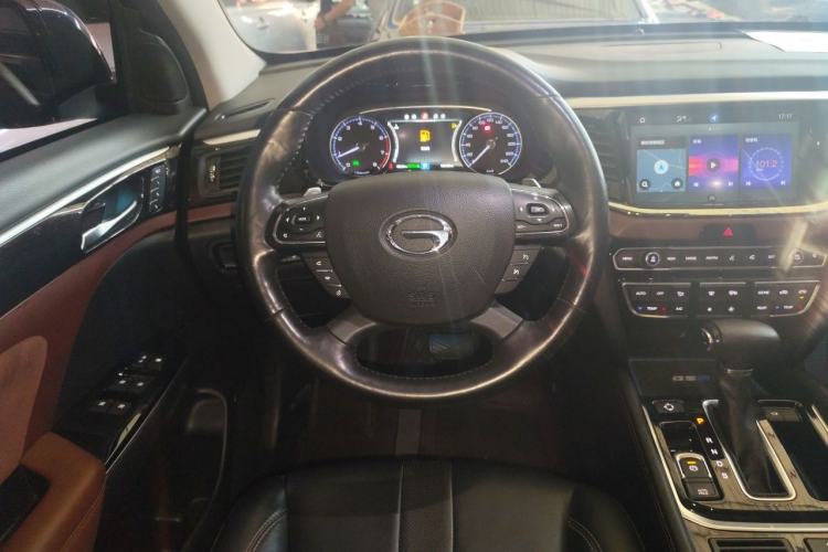 Used GAC Trumpchi GS8 2019 390T Two-Wheel Drive Luxury Smart Connectivity Version (7 Seats) Steering Wheel