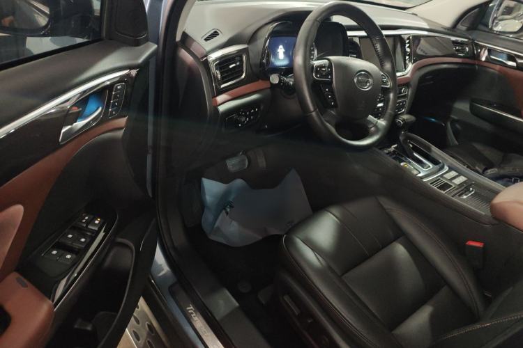 Used GAC Trumpchi GS8 2019 390T Two-Wheel Drive Luxury Smart Connectivity Version (7 Seats) Driver Seat