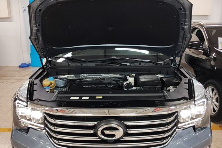 Used GAC Trumpchi GS8 2019 390T Two-Wheel Drive Luxury Smart Connectivity Version (7 Seats) Engine Bay