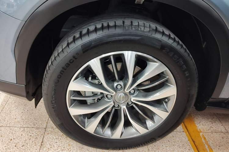 Used GAC Trumpchi GS8 2019 390T Two-Wheel Drive Luxury Smart Connectivity Version (7 Seats) Exterior 4