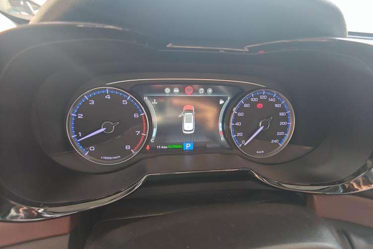 Used GAC Trumpchi GS8 2019 390T Two-Wheel Drive Luxury Smart Connectivity Version (7 Seats) Instrument Cluster