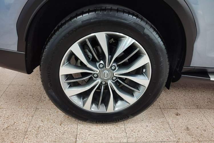 Used GAC Trumpchi GS8 2019 390T Two-Wheel Drive Luxury Smart Connectivity Version (7 Seats) Right Rear Wheel Hub