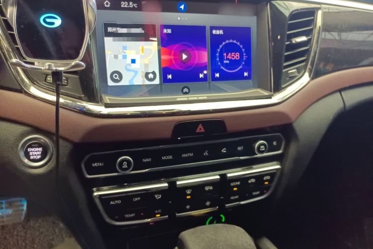 Used GAC Trumpchi GS8 2019 390T Two-Wheel Drive Luxury Smart Connectivity Version (7 Seats) Audio And AC Panel