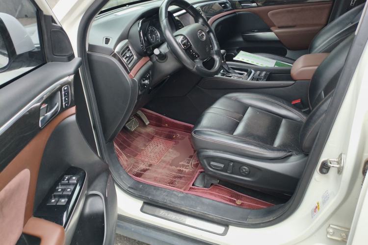 Used GAC Trumpchi GS8 2019 390T Two-Wheel Drive Luxury Smart Connectivity Version (7 Seats) Driver Seat