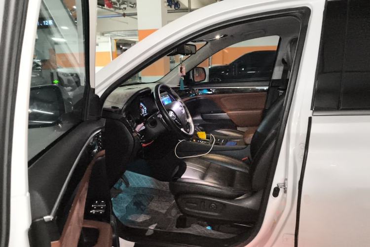 Used GAC Trumpchi GS8 2019 390T Two-Wheel Drive Luxury Smart Connectivity Version (7 Seats) Driver Seat