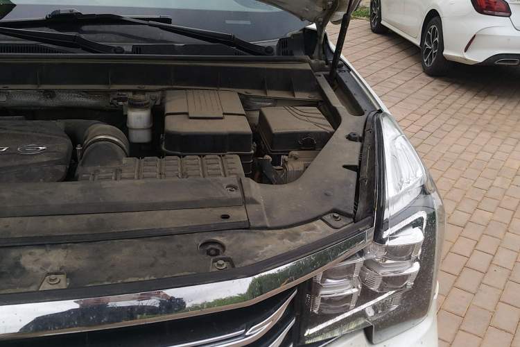 Used GAC Trumpchi GS8 2019 390T Two-Wheel Drive Luxury Smart Connectivity Version (7 Seats) Engine Bay Left