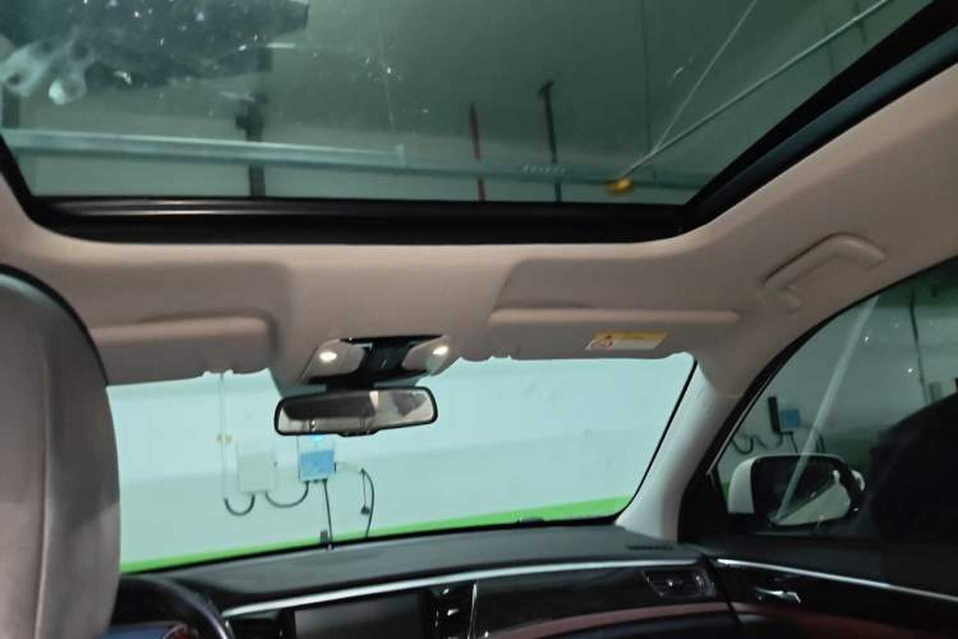 Used GAC Trumpchi GS8 2019 390T Two-Wheel Drive Luxury Smart Connectivity Version (7 Seats) Headliner