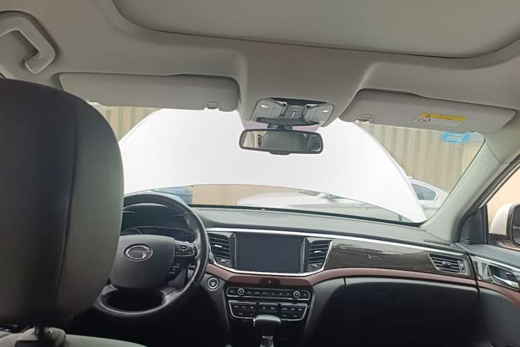 Used GAC Trumpchi GS8 2019 390T Two-Wheel Drive Luxury Smart Connectivity Version (7 Seats) Headliner