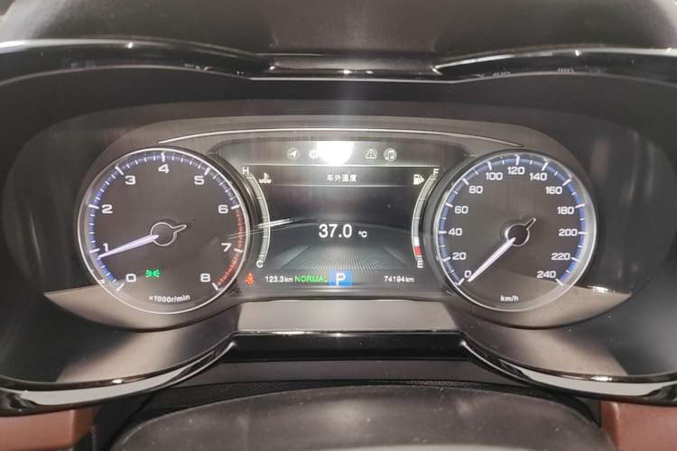 Used GAC Trumpchi GS8 2019 390T Two-Wheel Drive Luxury Smart Connectivity Version (7 Seats) Instrument Cluster