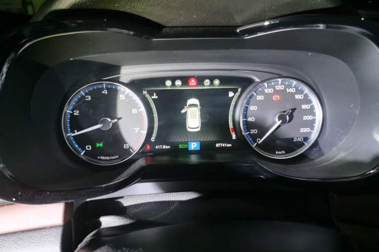 Used GAC Trumpchi GS8 2019 390T Two-Wheel Drive Luxury Smart Connectivity Version (7 Seats) Instrument Cluster