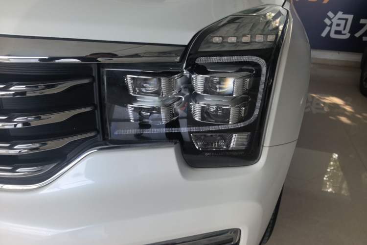 Used GAC Trumpchi GS8 2019 390T Two-Wheel Drive Luxury Smart Connectivity Version (7 Seats) Left Front Headlight
