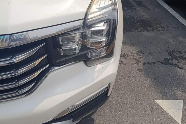 Used GAC Trumpchi GS8 2019 390T Two-Wheel Drive Luxury Smart Connectivity Version (7 Seats) Left Front Headlight