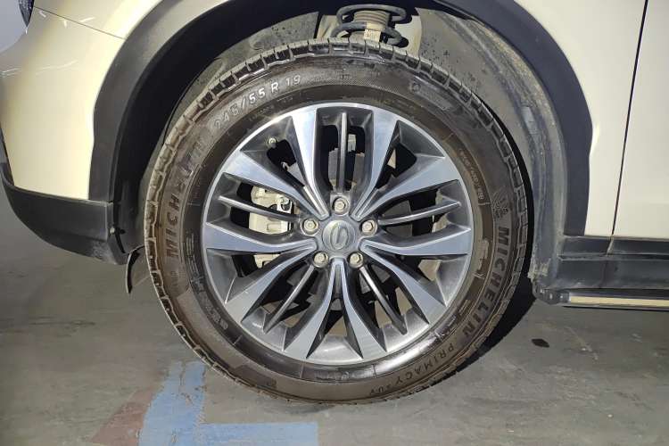 Used GAC Trumpchi GS8 2019 390T Two-Wheel Drive Luxury Smart Connectivity Version (7 Seats) Left Front Wheel Hub