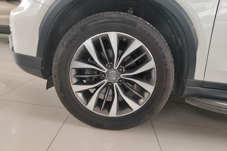 Used GAC Trumpchi GS8 2019 390T Two-Wheel Drive Luxury Smart Connectivity Version (7 Seats) Left Front Wheel Hub
