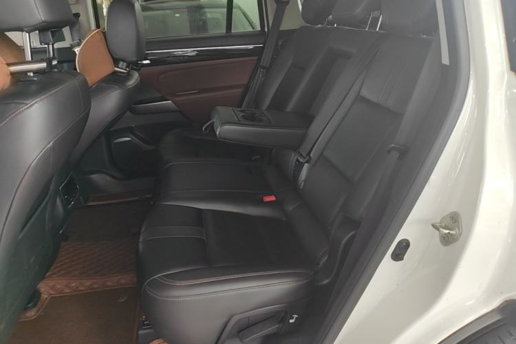 Used GAC Trumpchi GS8 2019 390T Two-Wheel Drive Luxury Smart Connectivity Version (7 Seats) Left Rear Seat