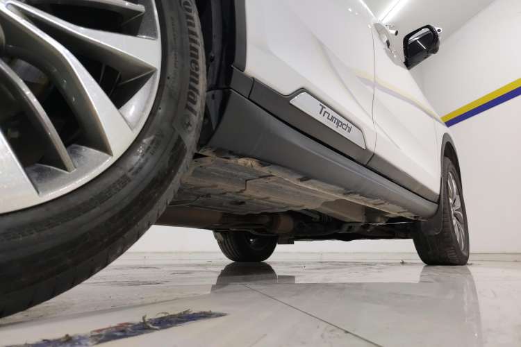 Used GAC Trumpchi GS8 2019 390T Two-Wheel Drive Luxury Smart Connectivity Version (7 Seats) Right Side Sill