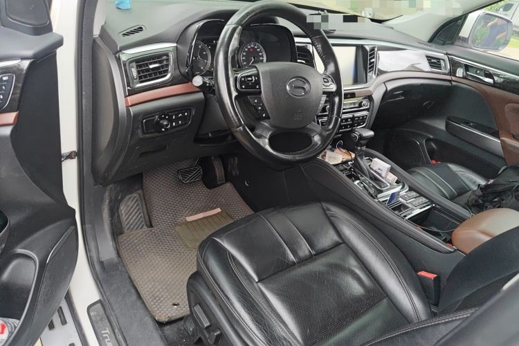 Used GAC Trumpchi GS8 2019 390T Two-Wheel Drive Luxury Smart Connectivity Version (7 Seats) Steering Wheel