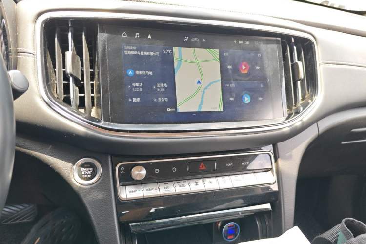 Used GAC Trumpchi GS8 2020 390T Four-Wheel Drive Luxury Smart Connect Edition (7 Seats) Audio And AC Panel