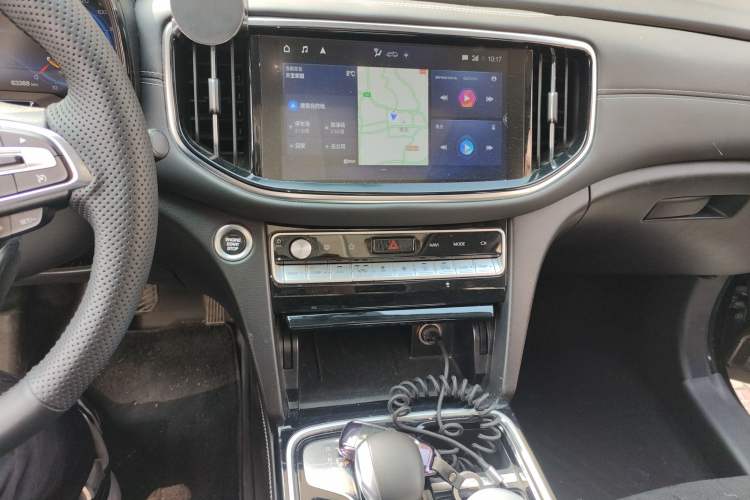 Used GAC Trumpchi GS8 2020 390T Two-Wheel Drive Luxury Smart Connectivity Commemorative Edition (7 Seats) Audio And AC Panel