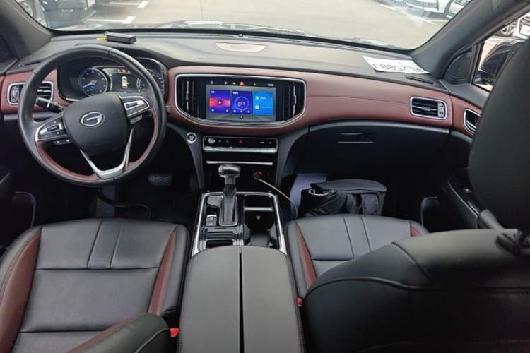 Used GAC Trumpchi GS8 2020 GS8S 390T Two-Wheel-Drive Luxury Edition Center Console