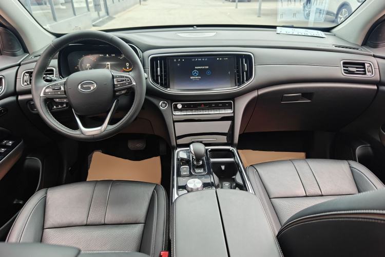 Used GAC Trumpchi GS8 2020 390T Four-Wheel Drive Luxury Smart Connectivity Commemorative Edition (7 Seats) Center Console
