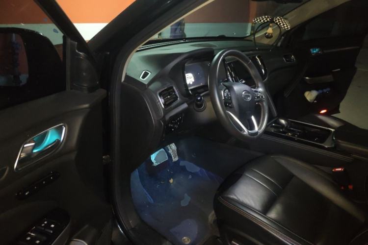 Used GAC Trumpchi GS8 2020 390T Two-Wheel Drive Luxury Smart Connectivity Version (7 Seats) Driver Seat
