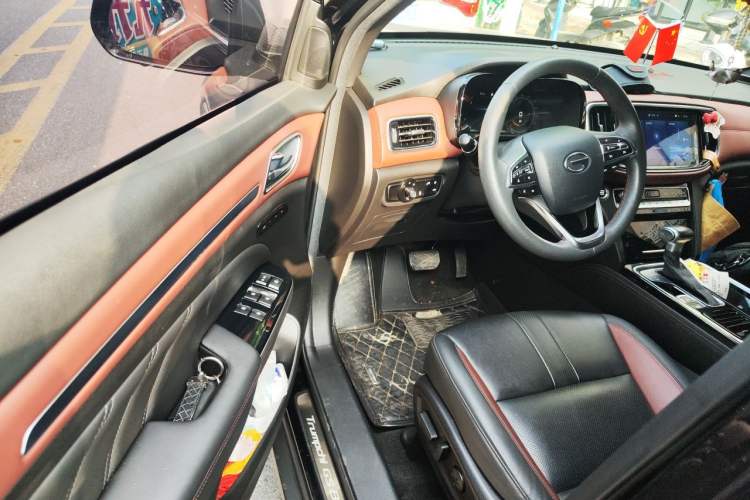 Used GAC Trumpchi GS8 2020 GS8S 390T Two-Wheel Drive Luxury Smart Connectivity Version Driver Seat
