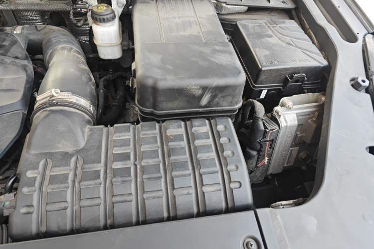 Used GAC Trumpchi GS8 2020 390T Two-Wheel Drive Luxury Smart Connectivity Version (7 Seats) Engine Bay Left