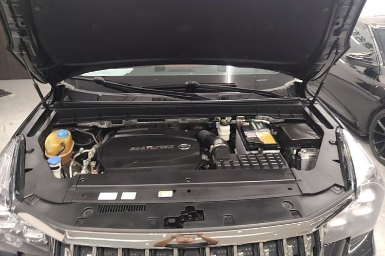 Used GAC Trumpchi GS8 2020 GS8S 390T Two-Wheel Drive Luxury Smart Connectivity Version Engine Bay