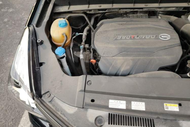 Used GAC Trumpchi GS8 2020 GS8S 390T Two-Wheel Drive Luxury Smart Connectivity Version Engine Bay Right