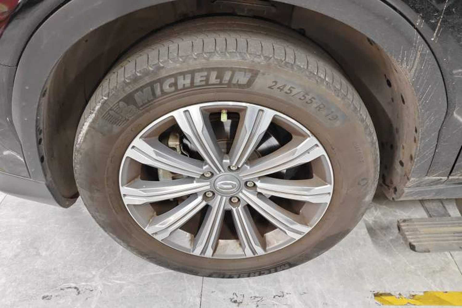 Used GAC Trumpchi GS8 2020 390T Two-Wheel Drive Luxury Smart Connectivity Commemorative Edition (7 Seats) Exterior 2