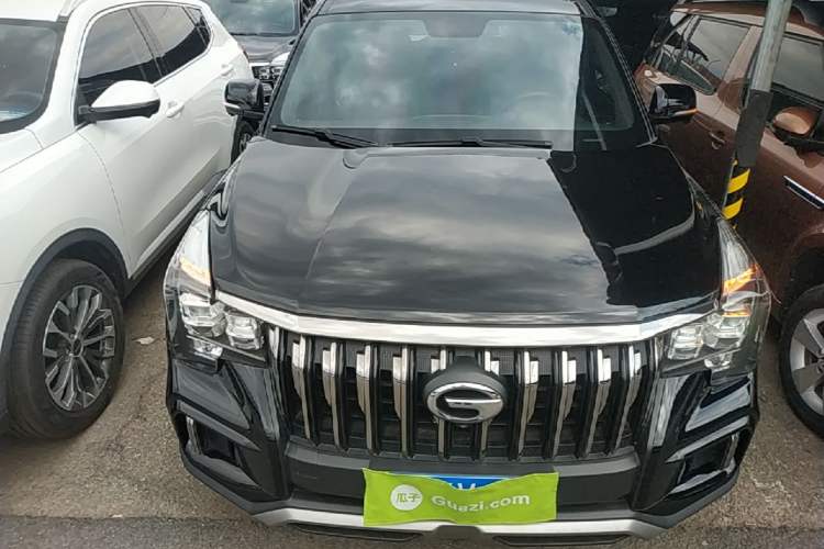 Used GAC Trumpchi GS8 2020 GS8S 390T Two-Wheel Drive Luxury Smart Connectivity Version Front