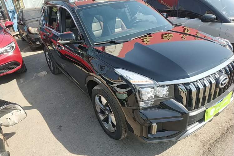 Used GAC Trumpchi GS8 2020 GS8S 390T Two-Wheel Drive Prestige Edition Front Right 45 Deg