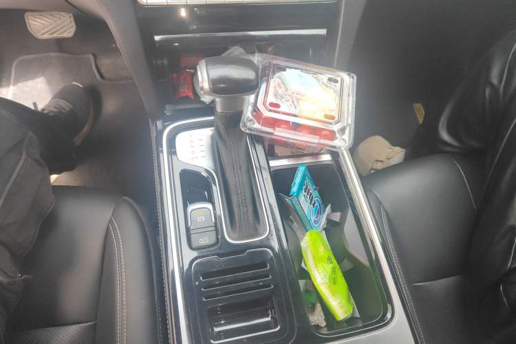 Used GAC Trumpchi GS8 2020 GS8S 390T Two-Wheel Drive Prestige Edition Gear Lever