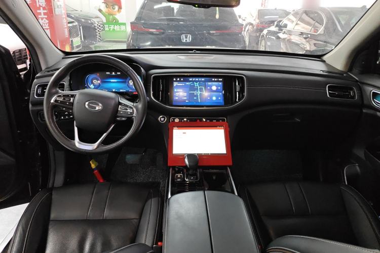 Used GAC Trumpchi GS8 2020 390T Two-Wheel Drive Luxury Smart Connectivity Commemorative Edition (7 Seats) Interior 2