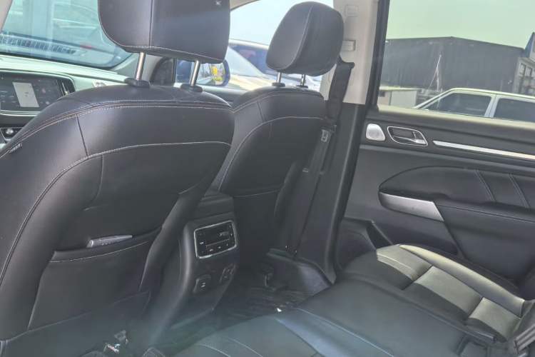 Used GAC Trumpchi GS8 2020 390T Four-Wheel Drive Luxury Smart Connect Edition (7 Seats) Interior 3