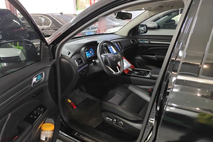 Used GAC Trumpchi GS8 2020 390T Two-Wheel Drive Luxury Smart Connectivity Commemorative Edition (7 Seats) Interior 3