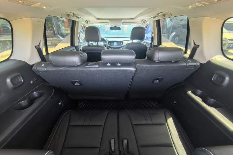 Used GAC Trumpchi GS8 2020 390T Four-Wheel Drive Luxury Smart Connect Edition (7 Seats) Interior 4