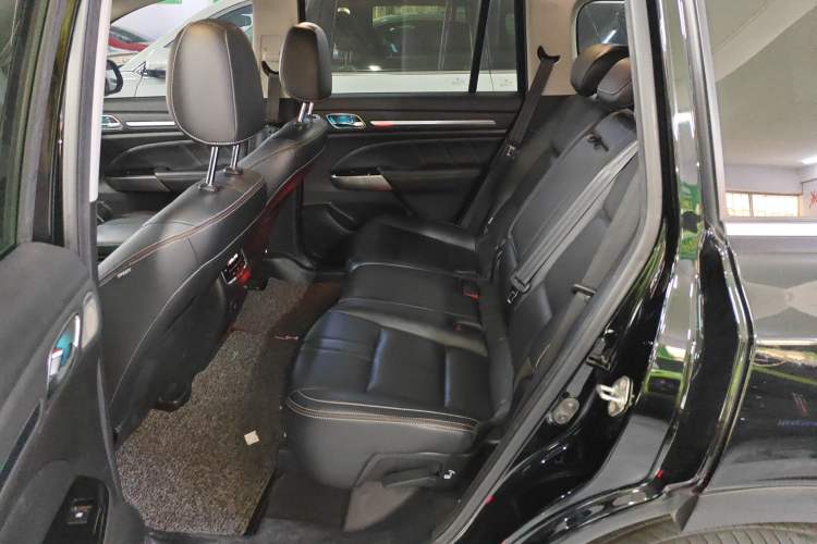 Used GAC Trumpchi GS8 2020 390T Two-Wheel Drive Luxury Smart Connectivity Commemorative Edition (7 Seats) Interior 4
