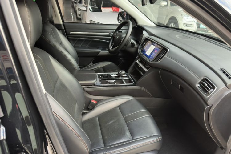 Used GAC Trumpchi GS8 2020 390T Two-Wheel Drive Luxury Smart Connectivity Commemorative Edition (7 Seats) Interior 4