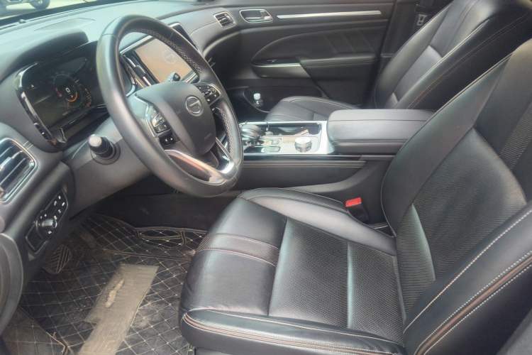 Used GAC Trumpchi GS8 2020 390T Four-Wheel Drive Luxury Smart Connectivity Commemorative Edition (7 Seats) Left Front Seat