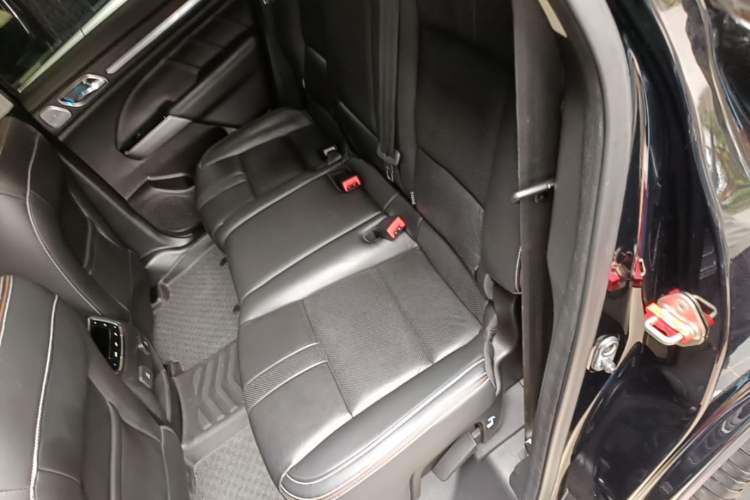 Used GAC Trumpchi GS8 2020 390T Two-Wheel Drive Luxury Smart Connectivity Version (7 Seats) Left Rear Seat