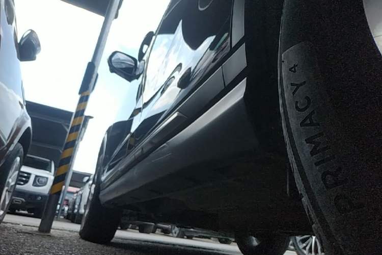 Used GAC Trumpchi GS8 2020 GS8S 390T Two-Wheel Drive Luxury Smart Connectivity Version Left Side Sill