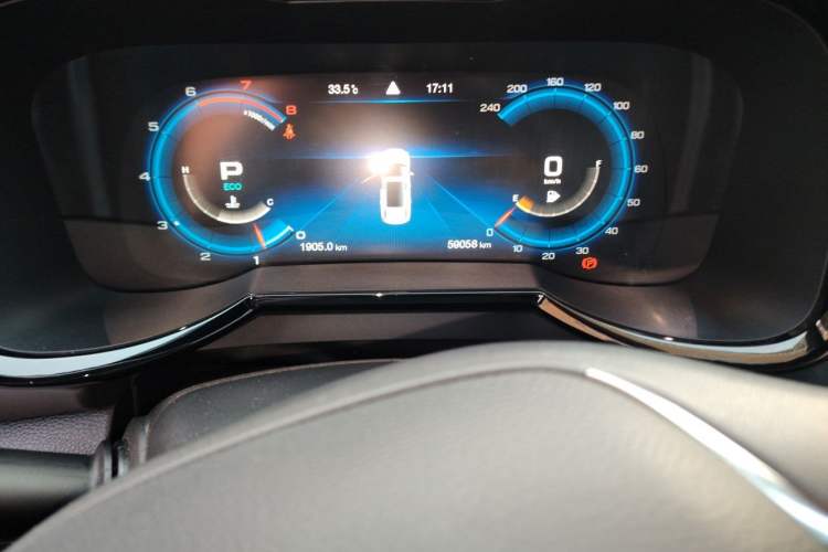 Used GAC Trumpchi GS8 2020 GS8S 390T Two-Wheel Drive Luxury Smart Connectivity Version Odometer Close Up