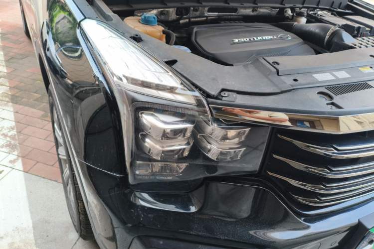 Used GAC Trumpchi GS8 2020 390T Two-Wheel Drive Luxury Smart Connectivity Commemorative Edition (7 Seats) Right Front Headlight
